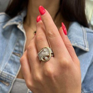 1.53Cttw Two Tone Prong Set Round Diamond Ladies Band Ring 14K Gold Size 7.5